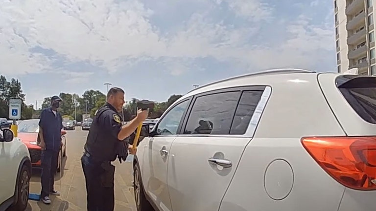 Ohio police save baby from hot car after mom locked herself out