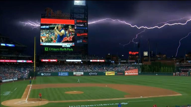 Lightning strike during Phillies game goes viral