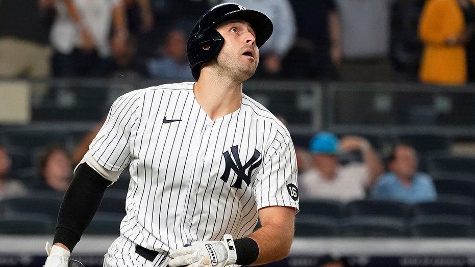 Gallo’s 1st homer in pinstripes gives Yanks 5-3 win over M’s