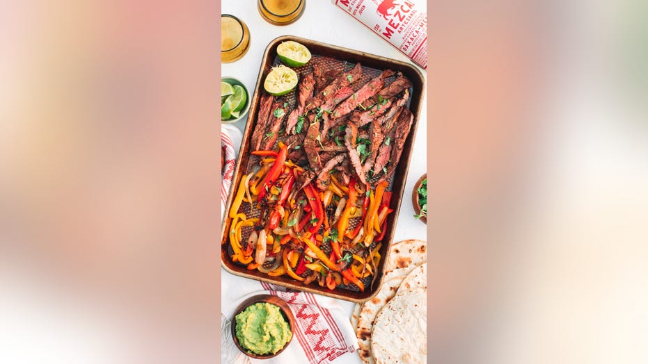 These Chipotle Mezcal steak fajitas are a late-summer hit: Try the recipe