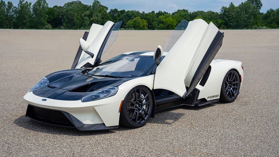 2017 Ford GT test drive