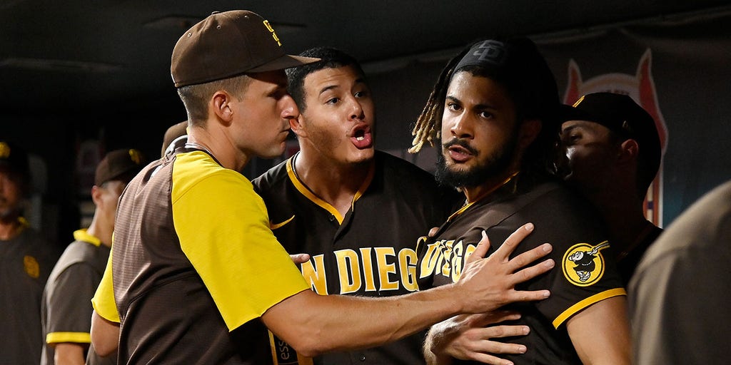 Padres' Manny Machado, Fernando Tatis Jr. get into heated incident in  dugout