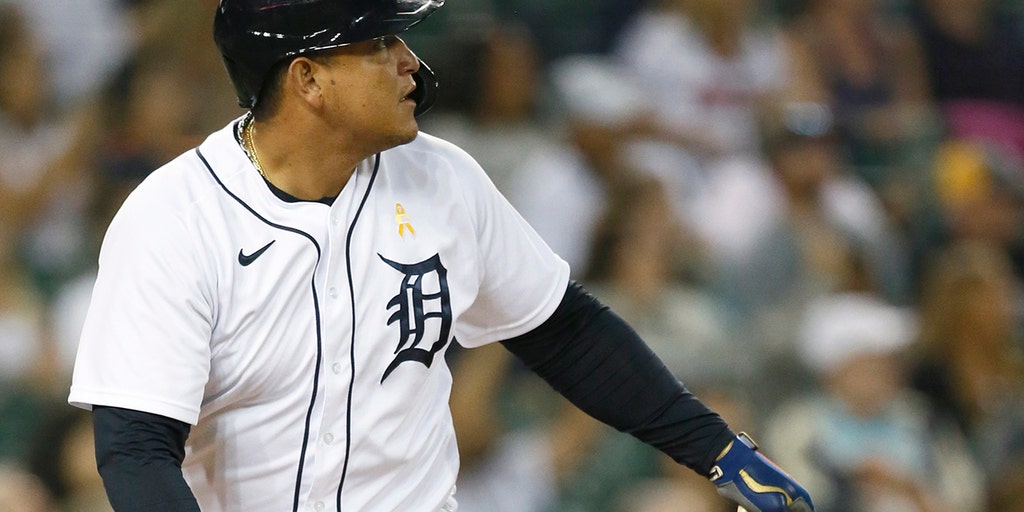 Game Highlights: Miggy Hits #502, and Baddoo Goes Deep, Too 