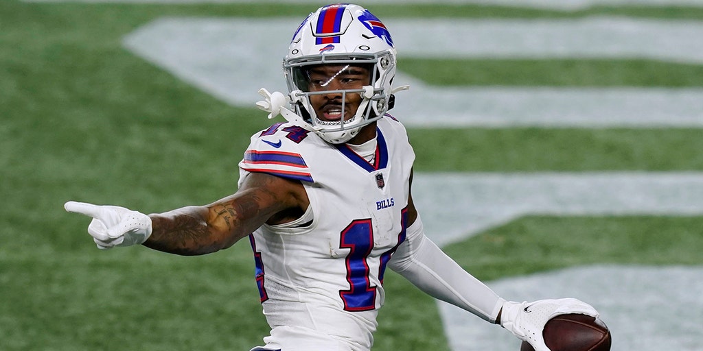 WR Stefon Diggs and Bills reportedly agree to massive contract extension