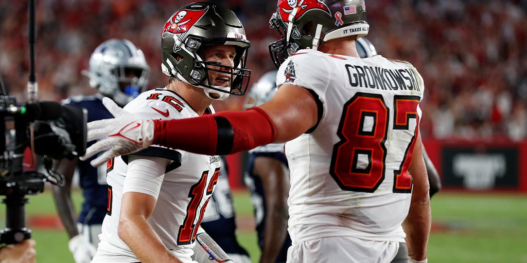 Bucs edge Cowboys in thrilling NFL season opener