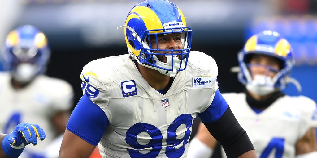 Rams' Aaron Donald Credits Super Bowl Win to Daughter – SheKnows