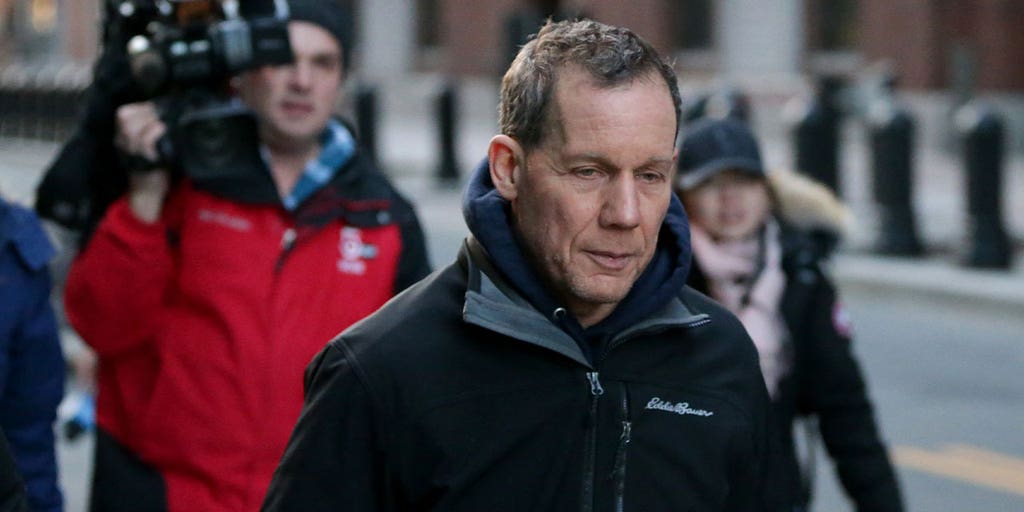 https://a57.foxnews.com/static.foxnews.com/foxnews.com/content/uploads/2021/09/1024/512/charles-lieber-harvard-charged-china.jpg?ve=1&tl=1
