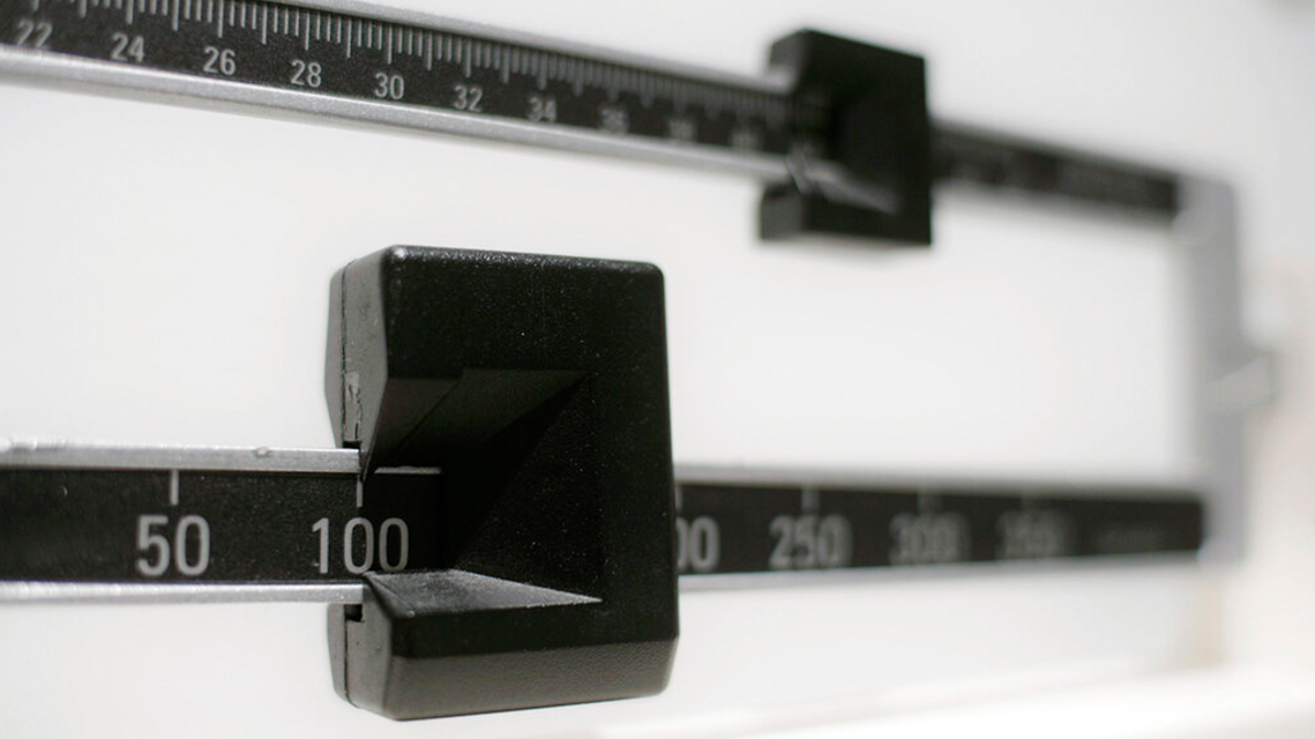 Scale for weighing