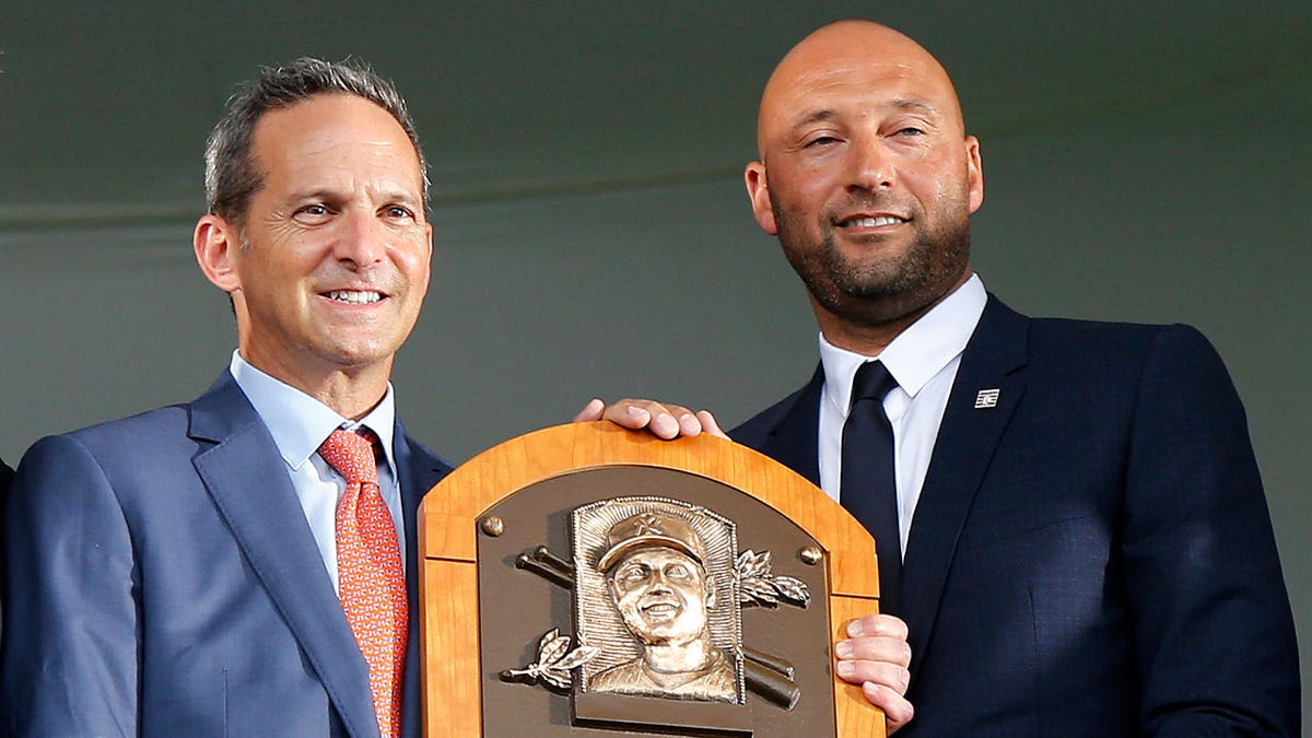 Derek-Jeter-HOF-Enshrinement MLB commissioner