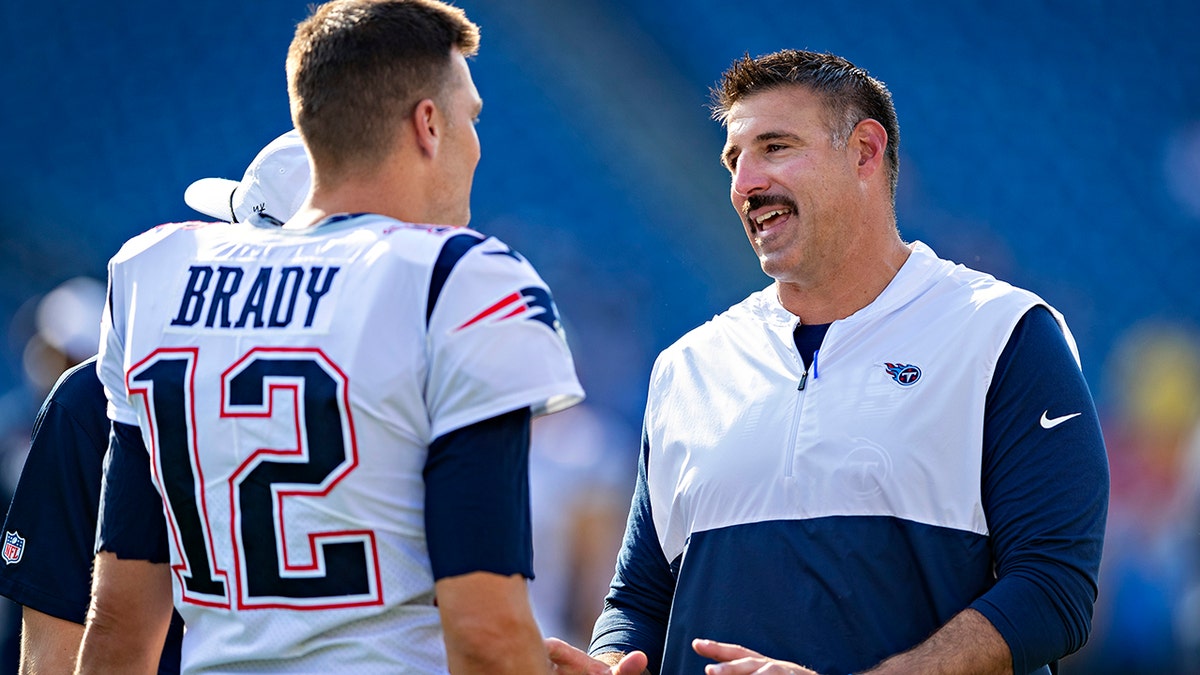 Tom Brady zings Tennessee Titans' Mike Vrabel: 'Typical diva receiver'