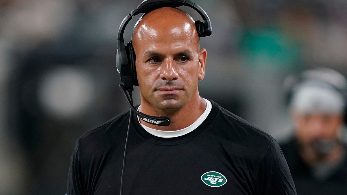 Jets coach Robert Saleh might have to find ways to use Denzel Mims more in the passing game.
