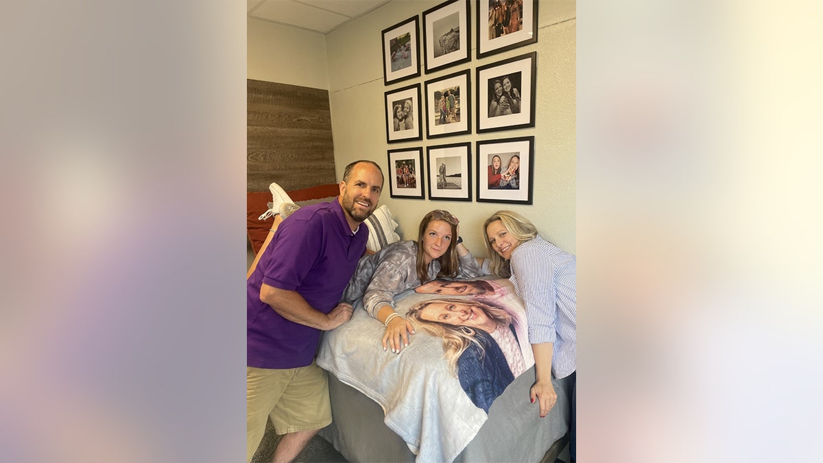 David and Whitney Scott of Arkansas, gave their college-bound daughter a hilarious dorm room gift.