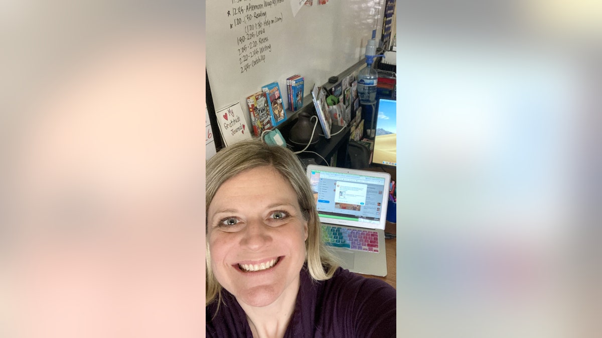 Teacher's viral 'handle with care' text system is exactly what parents need this school year