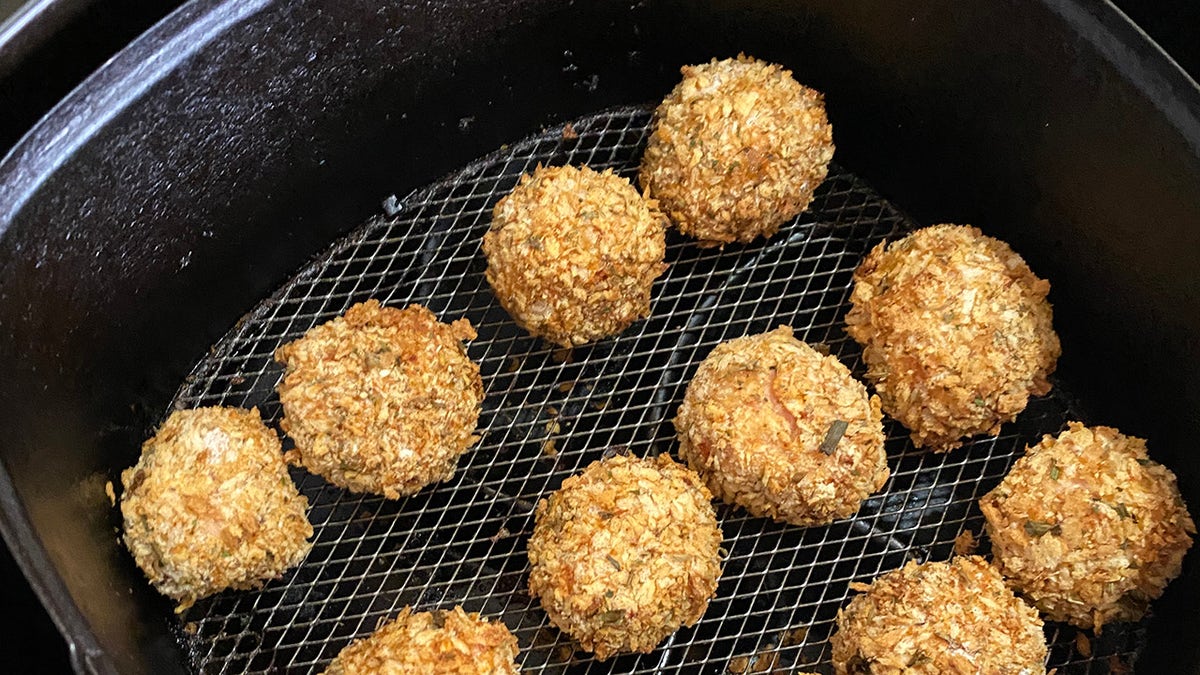 <strong>KFC popcorn chicken recipe</strong>