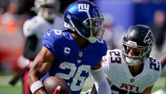 Giants' Saquon Barkley leaps for 1st TD since 2019 season