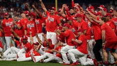 Cardinals win 17th straight, clinch 2nd NL wild card spot