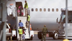 Feds releasing 'numerous' migrants far from southern border in 'catch and release' system 'on a grander scale'