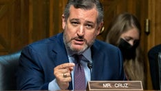 Ted Cruz backs NBA players' vaccine status positions