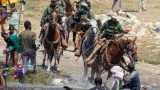 Photographer behind viral images of Border Patrol agents on horseback: 'I've never seen them whip anyone'