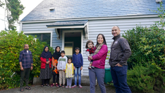 Vietnamese Americans help Afghan refugees: 'We were them'