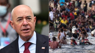 30,000 migrants rushed border in Del Rio — See just how few of them the Biden admin has removed