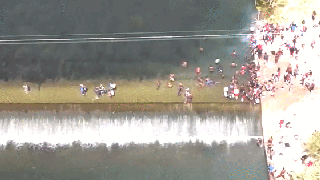 Stunning video of illegal migrant masses in US reveal how dire crisis has become