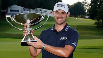Cantlay delivers another clutch moment to win FedEx Cup