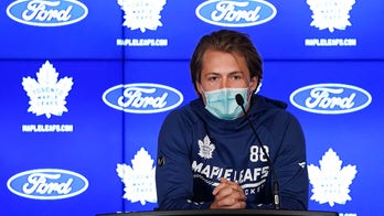 'We want to get back to life': Most NHL players get vaccine