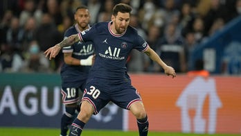 Lionel Messi scores first goal for Paris Saint-Germain in Champions League victory over Manchester City