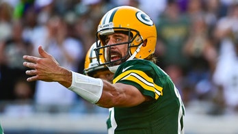 Packers' Aaron Rodgers looked like he was wearing 'cement boots,' ex-NFL star says