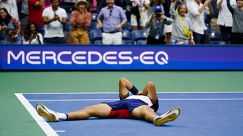 Alcaraz, 18, upends No. 3 Tsitsipas at US Open; Osaka out