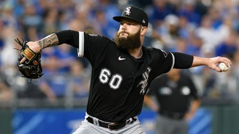 Keuchel struggles again, White Sox lose to Royals 7-2