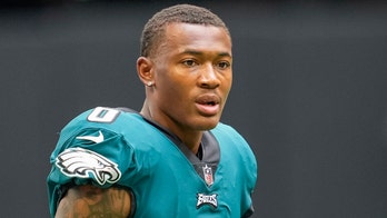 Eagles' Devonta Smith scores first career touchdown vs. Falcons