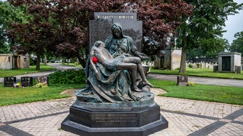 More than a thousand 9/11 memorials across the country honor victims, first responders