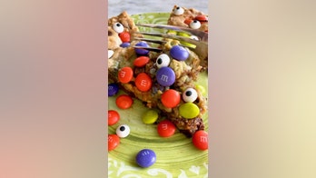 Goblin skillet cookie is a ‘yummy mess’ for Halloween: Try the recipe