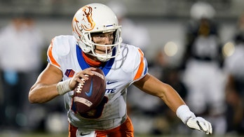 Boise State's Hank Bachmeier appears to join class during lightning delay