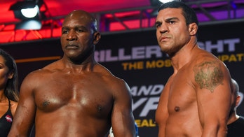 With Trump on commentary, Vitor Belfort beats Evander Holyfield via TKO