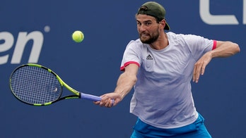 'Cressy!' chants break out as American pulls US Open stunner