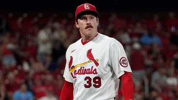 Cards' 17-game winning streak ends with 4-0 loss to Brewers