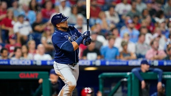 Cruz, 41, oldest to hit 30 HRs in year, Rays bop Bosox 12-7