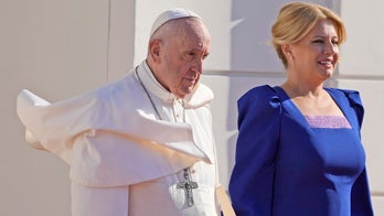 Pope Francis travels to Slovakia to honor Holocaust victims on Day 2 of tour