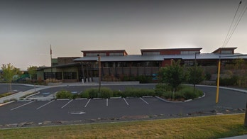 Principal of Washington state elementary school says students need to wear masks while chewing lunch: report