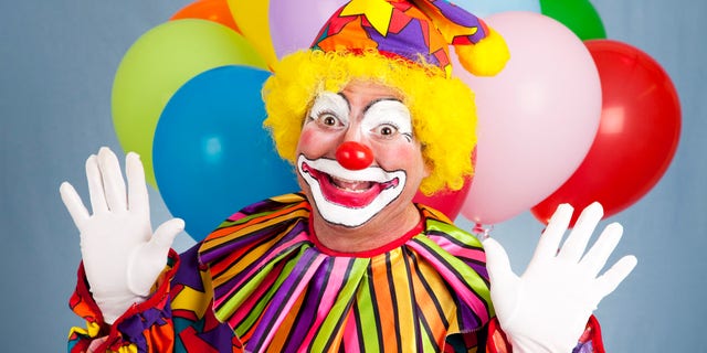 Speech Academy Asia is apologizing after its promoter, dressed as a clown, sparked fear by handing out flyers at primary schools. (iStock)