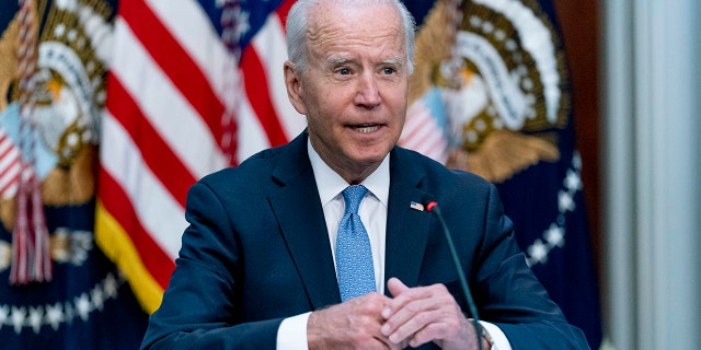 Le président Biden s'exprime lors d'une réunion avec des chefs d'entreprise et des PDG sur la réponse COVID-19 dans la bibliothèque de l'Eisenhower Executive Office Building sur le campus de la Maison Blanche à Washington, le mercredi 15 septembre 2021. Biden sera au sommet sur le climat de Glasgow qui commence dimanche.  (Photo AP/Andrew Harnik)