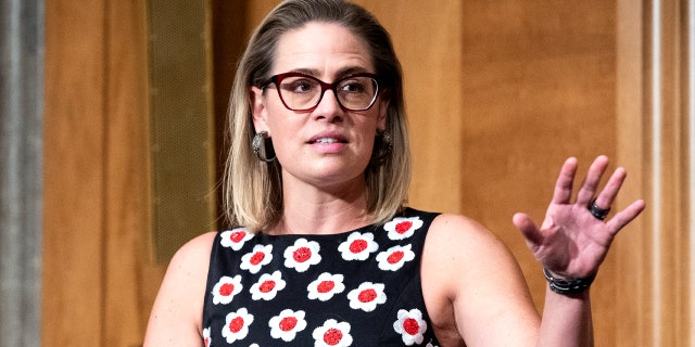 August 4, 2021 - Washington, DC, United States: U.S. Senator Kyrsten Sinema (D-AZ) speaking at a meeting of the Senate Homeland Security and Governmental Affairs Committee. (Photo by Michael Brochstein/Sipa USA)No Use Germany.