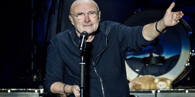 Phil Collins reveals that he can no longer play the drums.