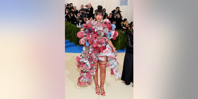 Rihanna attends the ‘Rei Kawakubo/Comme des Garcons: Art Of The In-Between’ Costume Institute Gala at Metropolitan Museum of Art on May 1, 2017 in New York City.