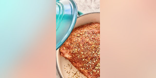 The "Southern Pulled Pork BBQ" recipe just requires a Dutch oven, pork butt and a homemade barbecue rub. Of course, you also have to choose a barbecue sauce to serve with it.
