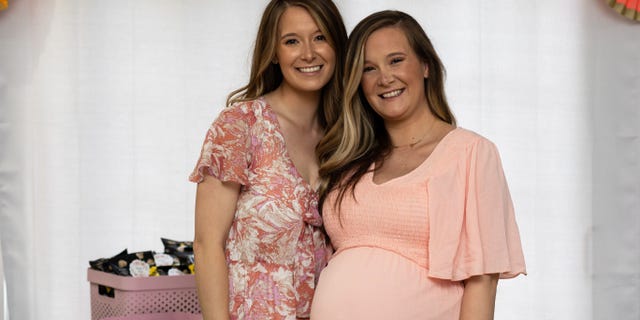 Fraternal twins Stefany Sweadner and Stacy Green are pictured.