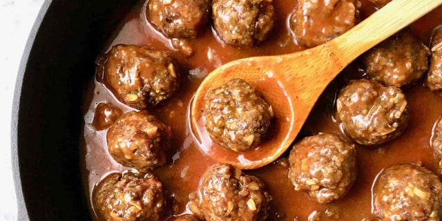 Blog creator Debi Morgan wrote in her blog post that "the only hard part" in making these meatballs is deciding what sauce to use.